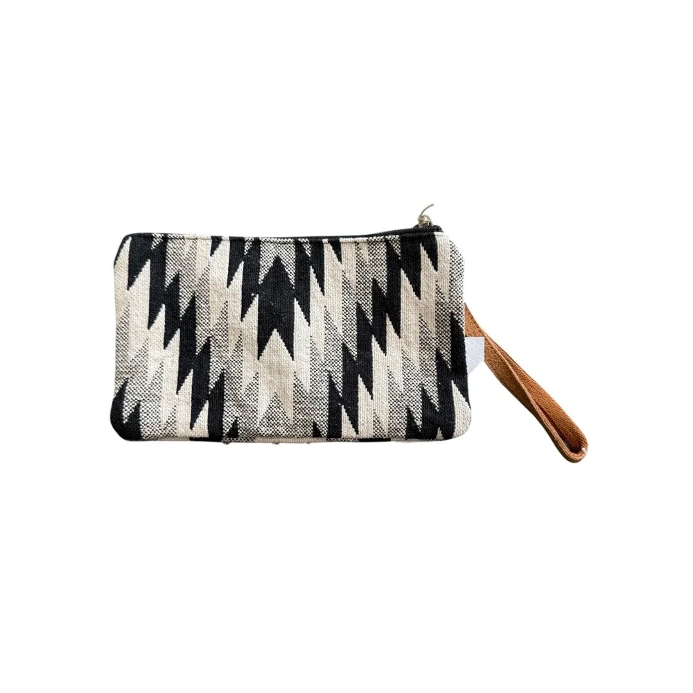 Macchie di Ruggine Beaded Geometric Wristlet Pouch‎ Black White Gold Boho NWT